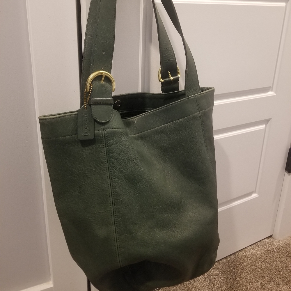 Coach Leather shoulder bag